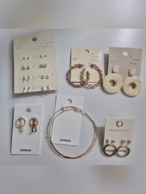 6 Assorted Sets Of Earrings